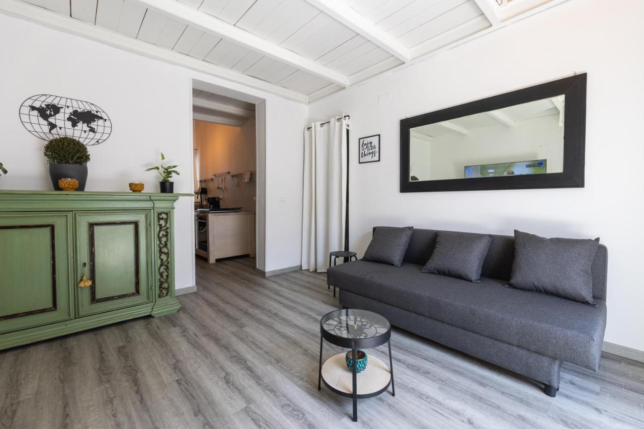 פלרמו Elly Holiday House מראה חיצוני תמונה