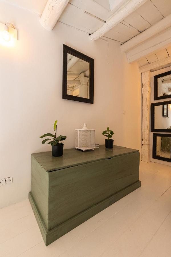 פלרמו Elly Holiday House מראה חיצוני תמונה