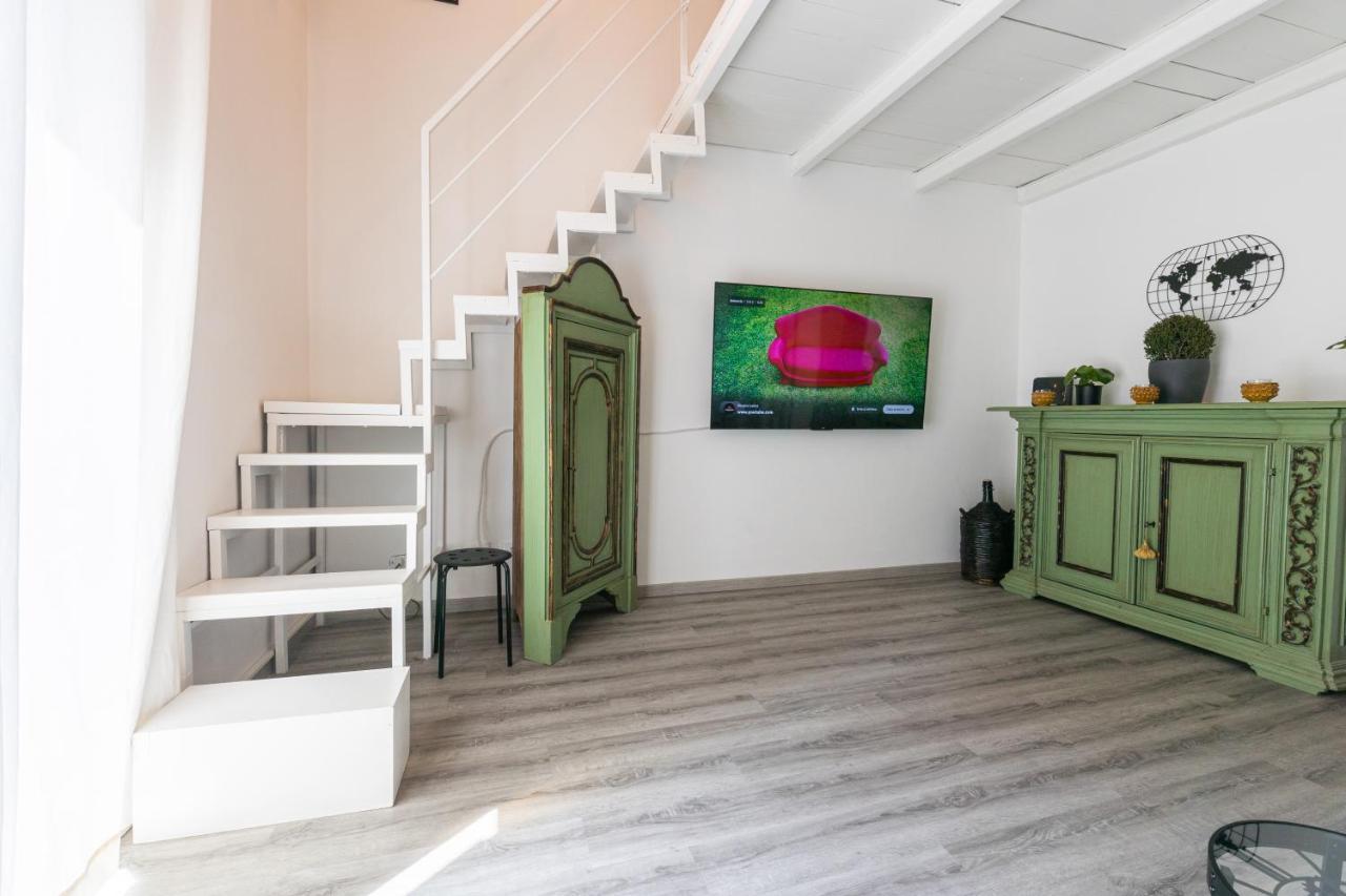 פלרמו Elly Holiday House מראה חיצוני תמונה